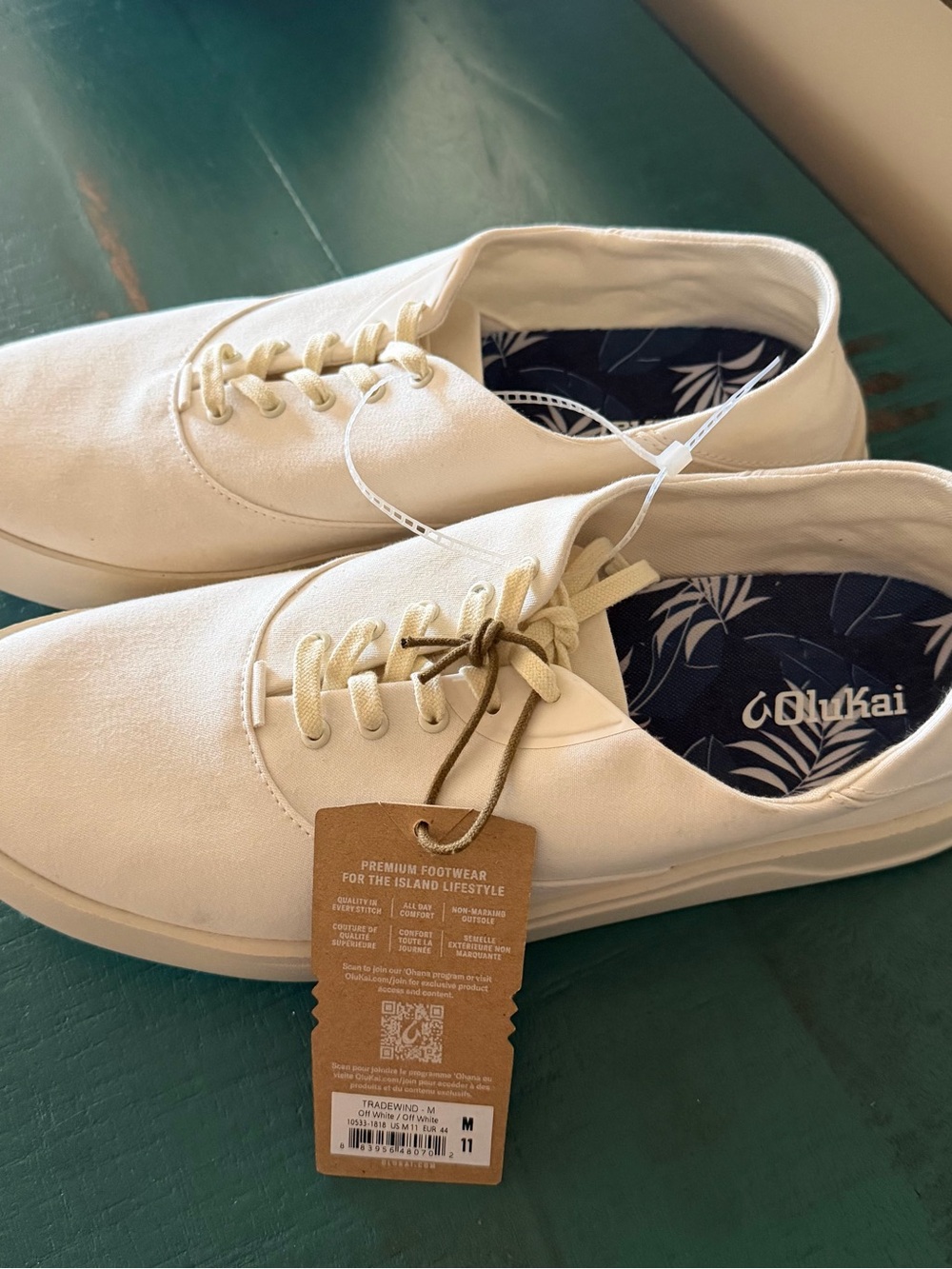 OluKai Men’s Tradewind Sneaker